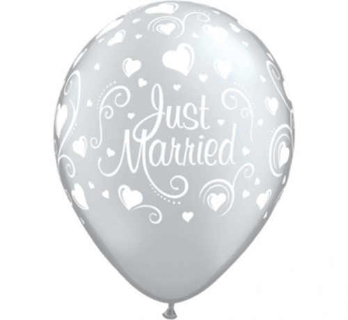 Воздушный Шар с рисунком Just Married and hearts (30 см)